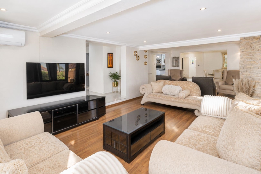 4 Bedroom Property for Sale in Melodie North West